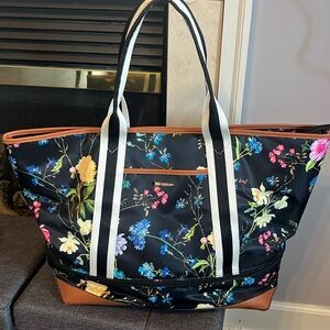 Stella & Dot weekender bag